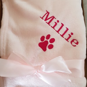 Personalised, embroidered dog/cat puppy/kitten blanket. Can be plain, with paw print only or with paw print and your pet's name. image 5
