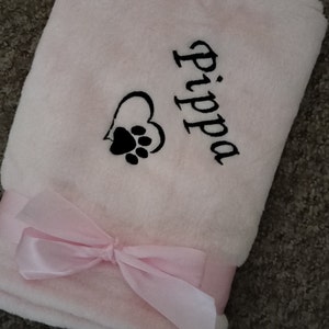 Personalised, embroidered dog/cat puppy/kitten blanket. Can be plain, with paw print only or with paw print and your pet's name. image 5