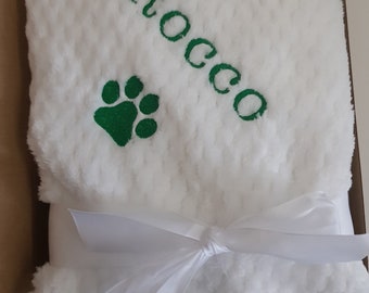 Personalised, embroidered dog/cat puppy/kitten honeycomb textured blanket. Can be plain, with your pets name or with paw print and name.