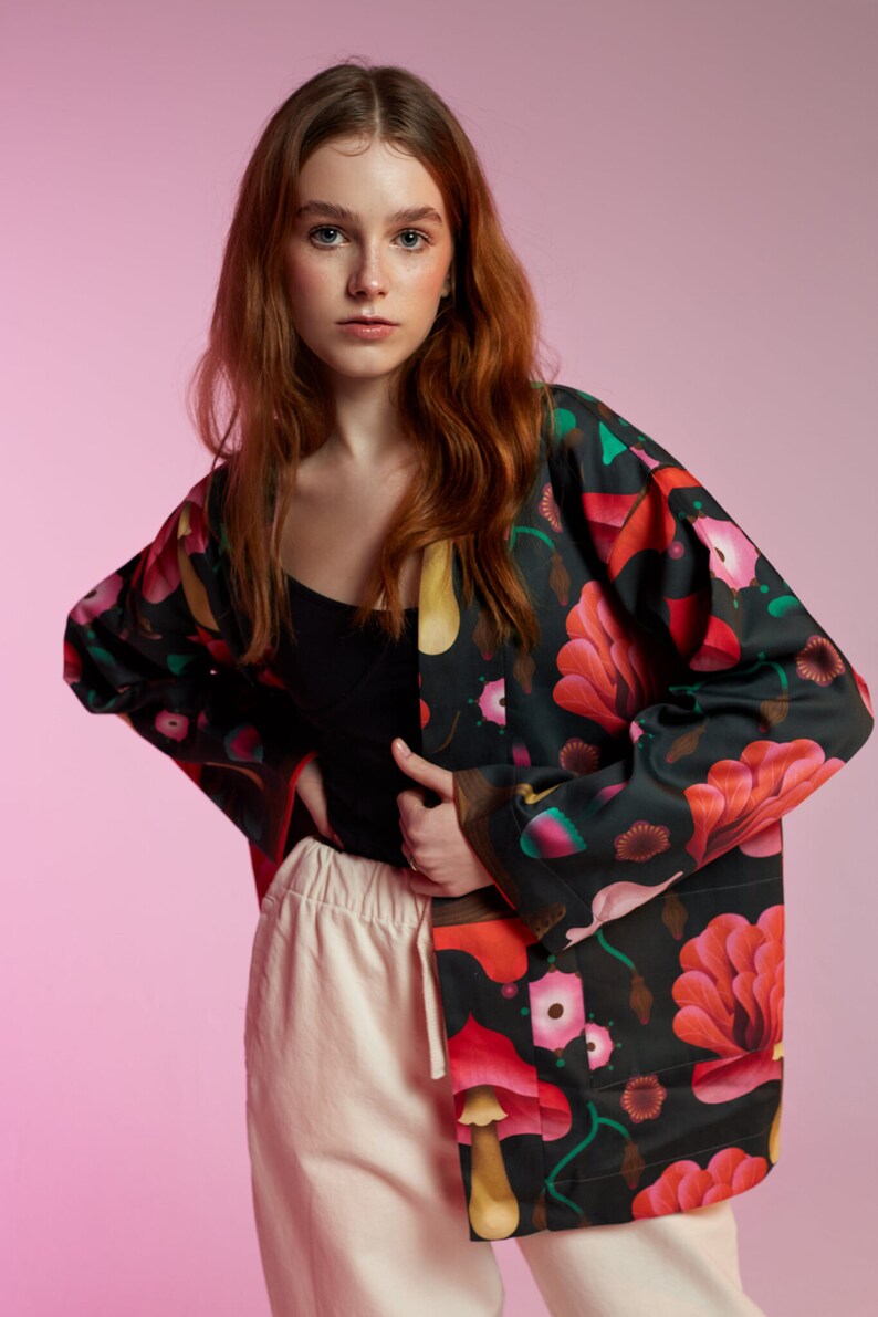 Shroomland reversible organic cotton kimono jacket in intense late summer and fall colors, boxy shape and pockets image 3