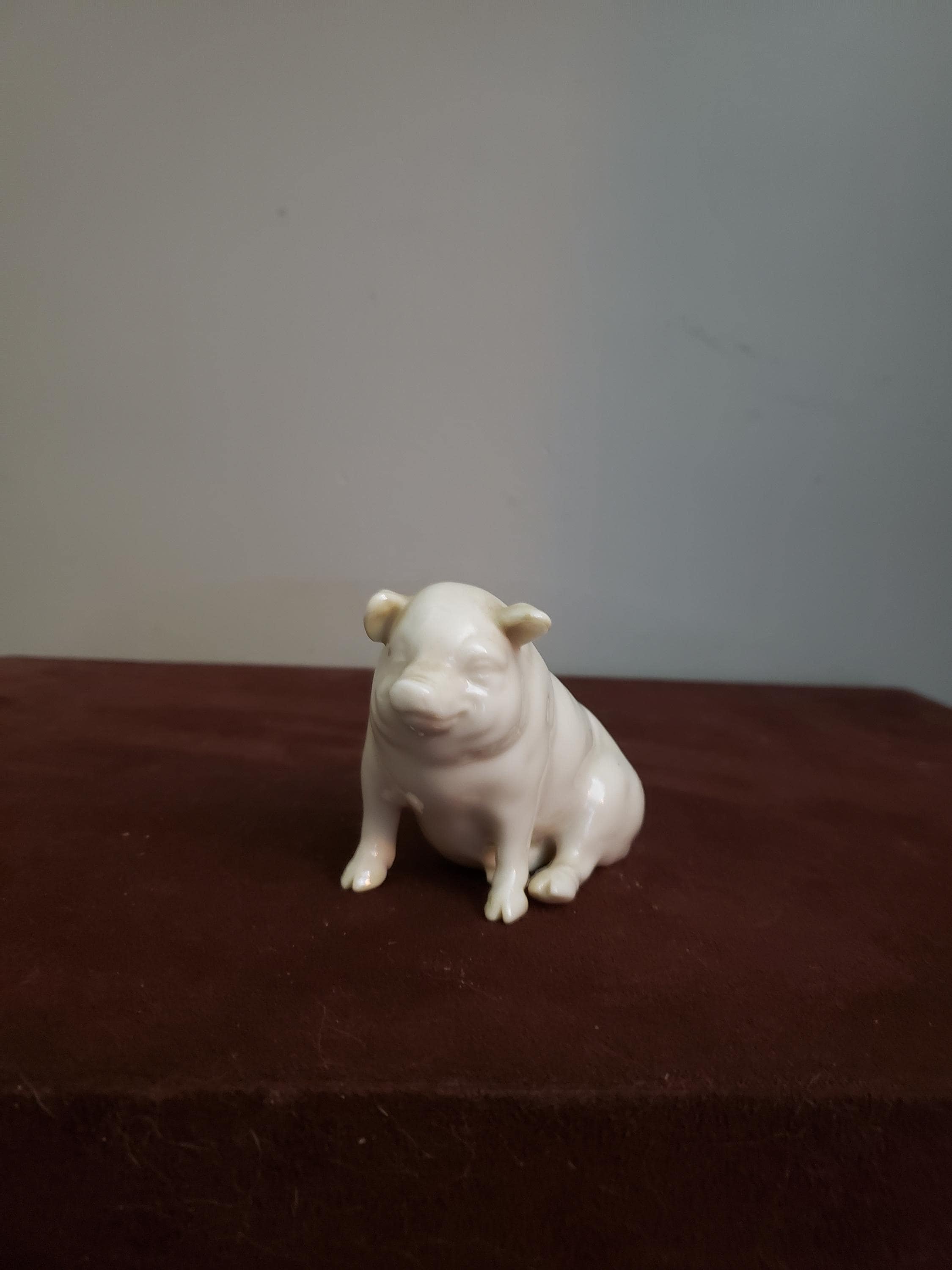 belleek ベリーク 豚の置物 ペア Belleek Pig - Etsy