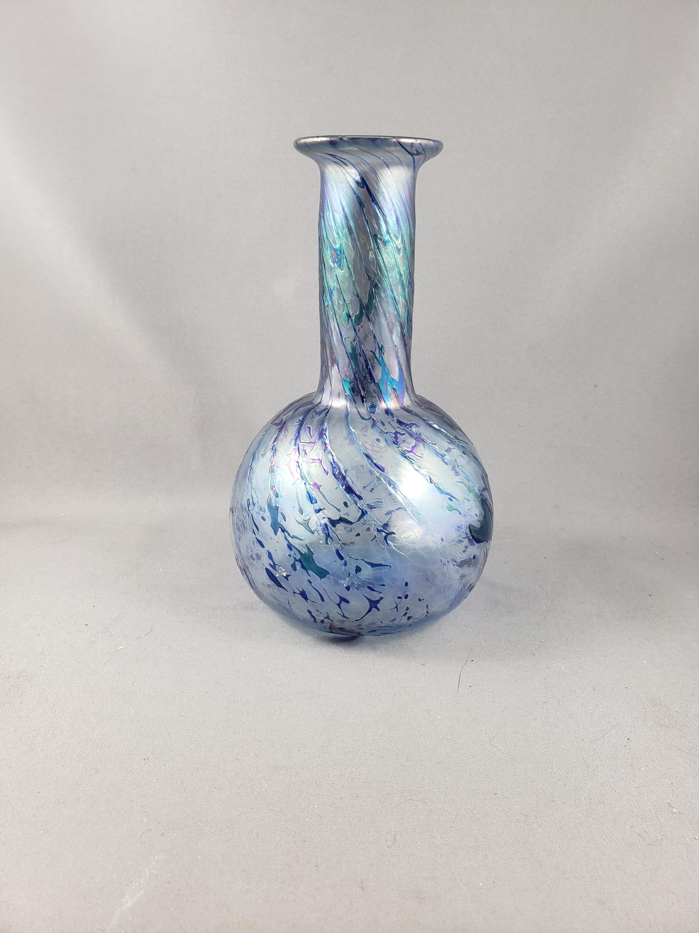 Robert held vase - Etsy 日本