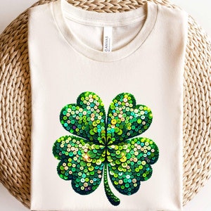 Cute St Patricks Four Leaf Clover Shirt,Watercolor St Patrick Tshirt, St Patricks Day,Shamrock Sweatshirt,Gift For St Patricks
