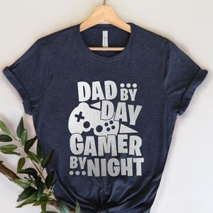 Dad By Day Gamer By Night T-Shirt , Dad Level Unlocked Gamer Shirt , Retro Gaming Gift T- shirt ,Father's Day Gift, Funny Daddy Gamer