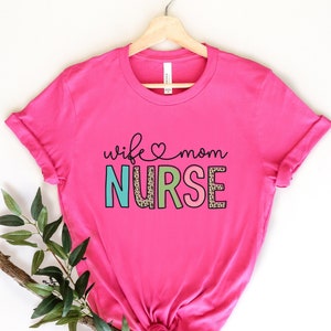 Frau Mama Krankenschwester Shirt - Krankenschwester T-shirt - Krankenschwester T-Shirts - Unisex - süße Krankenschwester Shirts - Krankenschwester Wertschätzung Geschenk - Krankenschwester Geschenkidee - Krankenschwester Woche Geschenk