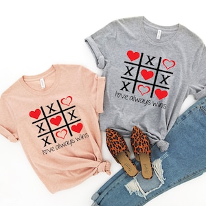 XOXO Shirt, XOXO Valentine&#39;s Day Shirt, Valentine Shirt, Valentine Gift, Gifts for Boyfriend, Valentines Day Gift,Graphic Tees, Gift for Her