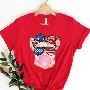 4th of July cat Bubblegum, Patriotic cat Sunglasses Bandana, Bubble Gum Pig Shirt, 4th of July Gift, Pig blowing Bubble Gum