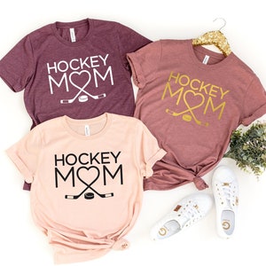 Hockey Mom Shirt \ Mother's Day Gift \ Sports Shirt \ Sportive Mom Shirt \ Gift for Player Mom \ Hockey Player Gift \ Hockey Lover Mom