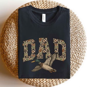 Camo Dad T-Shirt, Fathers Day T-Shirt, Father's Day Gift, Camo Flying Mallard Duck Father's Day T-Shirt,Hunting Dad T-Shirt,Dad Duck T-Shirt