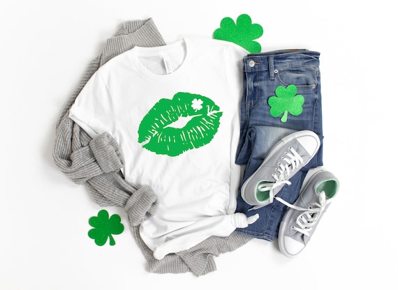 Lips Shirt, Kiss Me I'm Irish T-shirt Tee Shirt,Cute St Patricks Day Shirt for Women,Patrick's Day Family Matching Shirt,Drinking Shirt