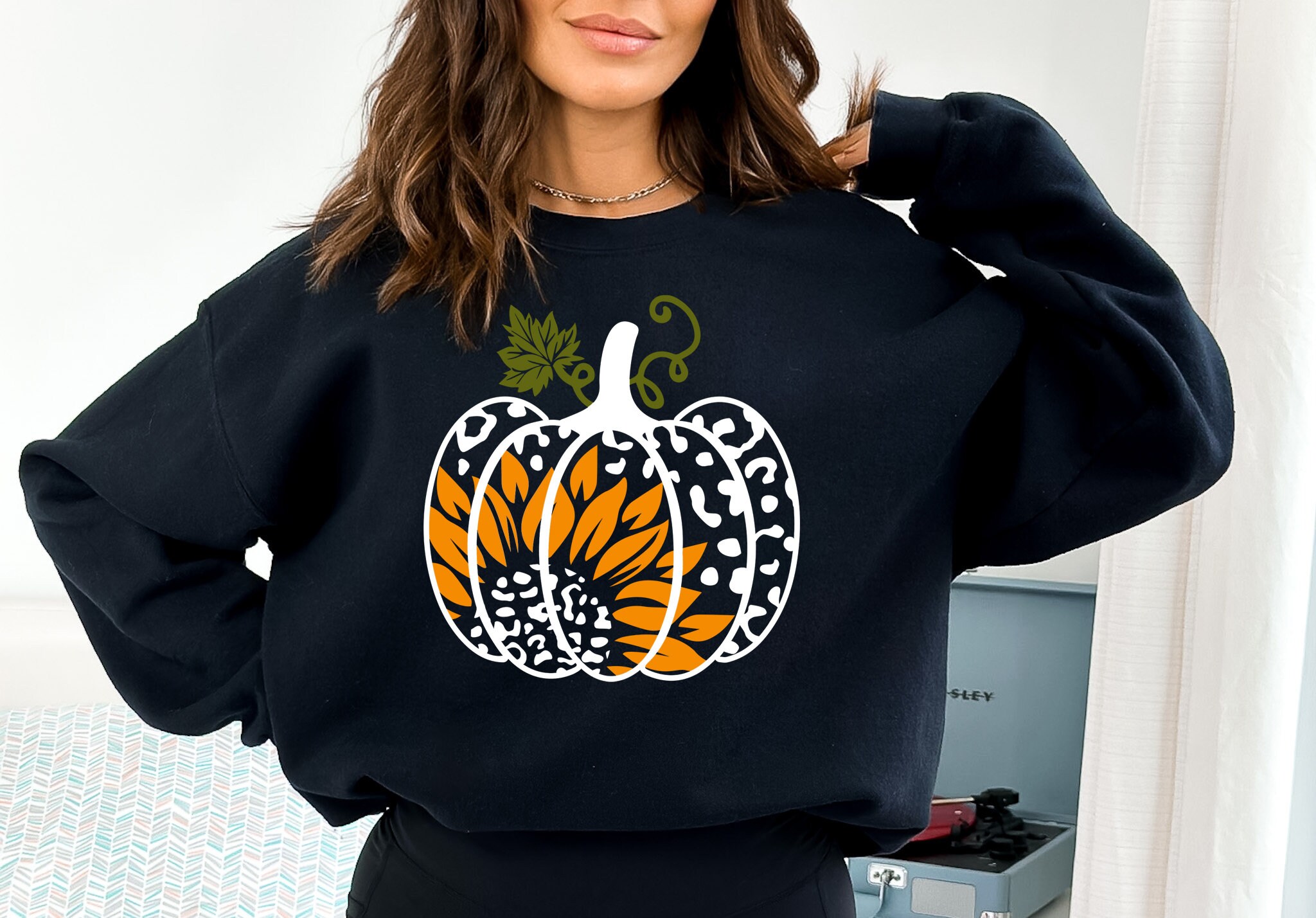 Animal print pumpkin sweatshirt hotsell