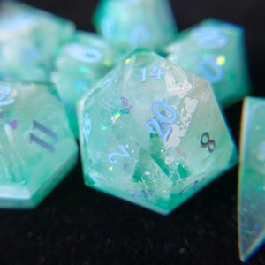 The Lagoon - Handgemaakte Sharp Edge-dobbelstenenset DnD, ambachtelijke dobbelstenenset, tabletop RPG-dobbelstenenset, DnD-dobbelstenenset, TTRPG-dobbelstenen, DnD-cadeaus voor haar
