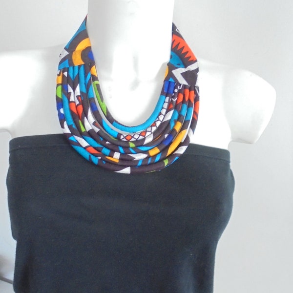 collier fil africain