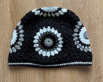 crochet black and white beanie, granny square beret, black handknit beanie, black gray white unisex winter hat cotton, circle pattern beanie