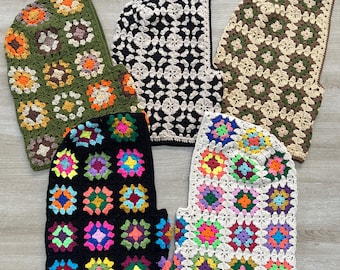 Balaclava de crochê quadrada colorida da vovó: capuz de inverno unissex feito à mão