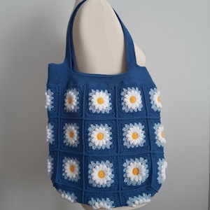 crochet blue daisy tote bag, granny square bag, crochet blue floral bag, crochet bag for sale, blue shoulder bag, navy blue bag