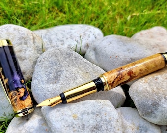 Premium Handcrafted Fountain Pen with Epoxy Resin and Acacia Burl Wood - A Distinctive Addition to Your Collection