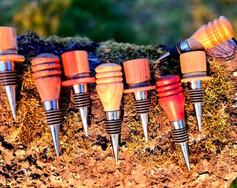 Handgefertigter Flaschenstopfen aus Holz: Eiche, Walnuss, Kirsche, Birne, Esche