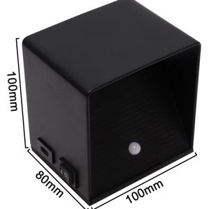 Wall lamp for acoustic panels - rechargeable - no drilling - 5000mAh battery - 3000K warm white light - with motion sensor - black image 5
