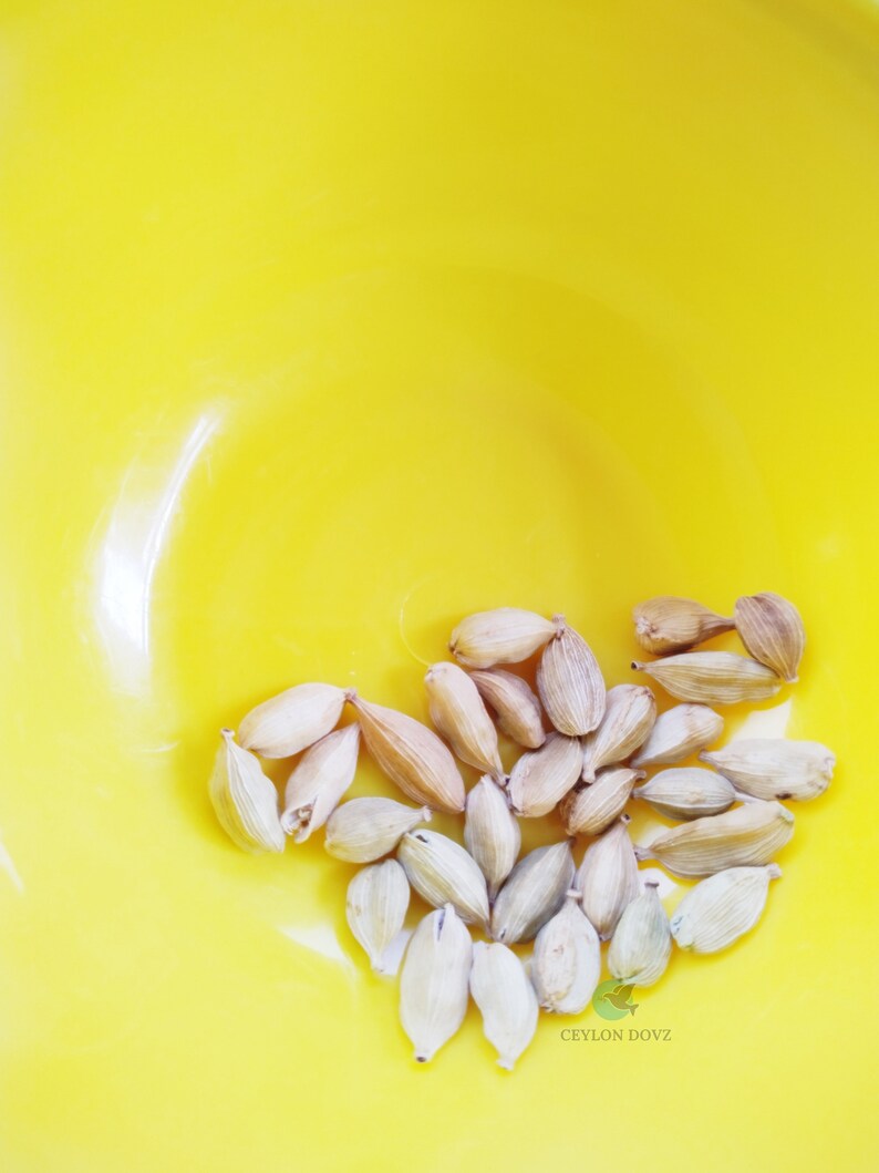 Green Cardamom Pods Ground Seeds Premium Quality Whole Cardamon Nongmo, Glutenfree 100