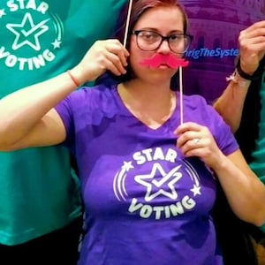 Purple Women&#39;s Glow-in-the-dark STAR Voting T-Shirt