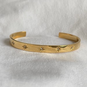 Manchette Cz North Star, manchette en or mince, bracelet minimal, bracelet manchette large, bracelet jonc-pas de décoloration, bracelet déclaration, bracelets empilables image 4