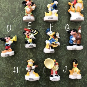 French Beans - Disney Mickey & Co. Vintage Music Miniatures Figurines