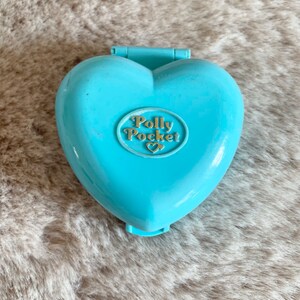 POLLY POCKET 1992 Pretty Present Locket Medaillon Bluebird Vintage Herz Chain EUR 49,99 - FR