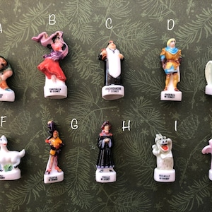 French beans - Miniature Disney figurines The Hunchback of Notre-Dame Hunchback of Notre-Dame vintage