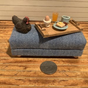Miniature/Dollhouse Ottoman/Bench
