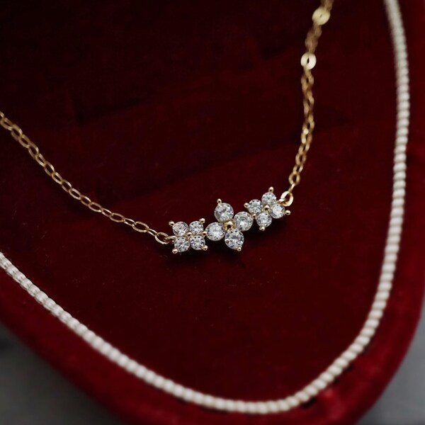 Necklace, Organic clover main image 1