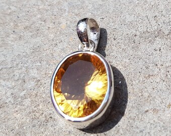 Pendentif En Argent 925 Millièmes Avec Citrine Et Topaze - Moderne - Occasion Bon état
