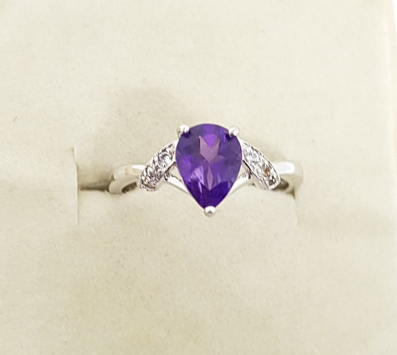 Beautiful Pear Shape Amethyst With Diamond 925 Silver Ring February Birthday Gift/' Beautiful Amethyst Silver Ring /' Gift For Girl And Women/'