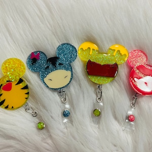 Winnie the Pooh set badge reel