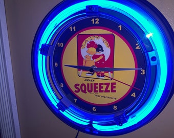 Enseigne d'horloge murale néon bleu Squeeze Cola fontaine à soda