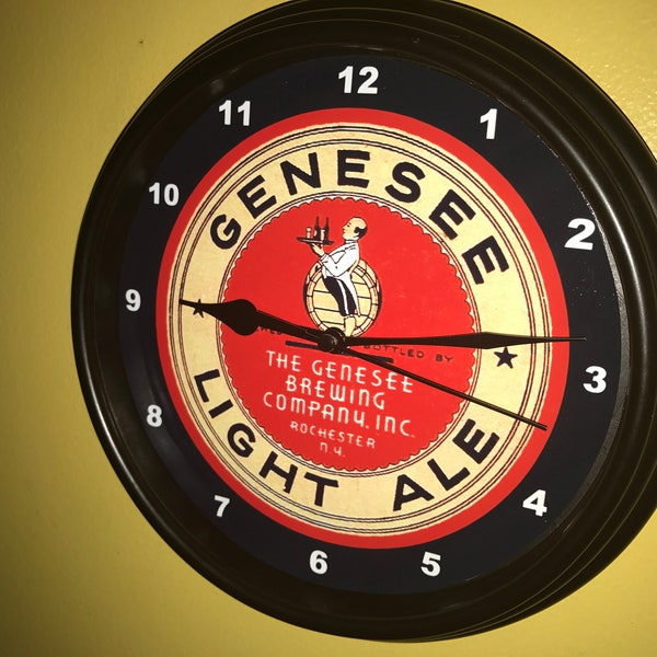 Genesee Light Ale Beer Bar Advertising Man Cave Wall Clock Sign