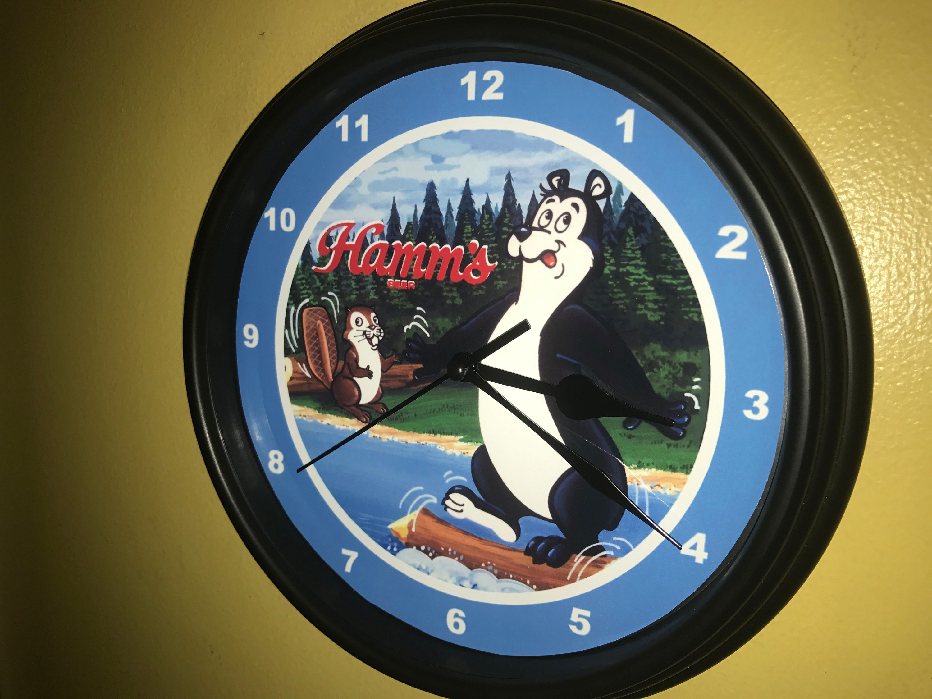Vintage Hamms Beer Canoe Bear Light Up Advertising Clock Vintage Hamms Beer Canoe Bear Light Up Advertising Clock