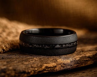 Schwarzer Meteorit Ring. Wolfram Ring mit Meteorit Inlay Ehering, Herren Ehering. Verlobungsring 8 mm. Box enthalten