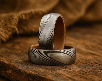 Damascus Steel Ring. Whiskey Barrel Ring, Engagement Ring, Damascus Steel Band, Wood Wedding Band, Men’s Wedding Band. Husband Gift 8mm