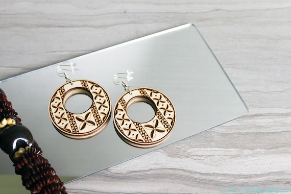 Polynesian Tapa Flower Tribal Design - Choice of Small or Large Circle Cutout Dangle Earrings