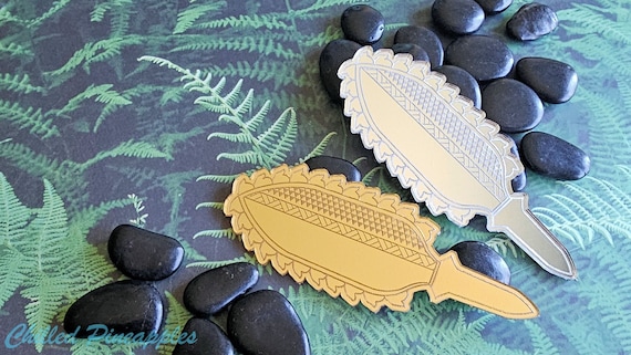 Leiomano Dagger Emblem Hawaiian Lei o Manō Shark Tooth Weapon Decal Polynesian Tribal Bumper Sticker Window Vehicle Polynesian Sharktooth
