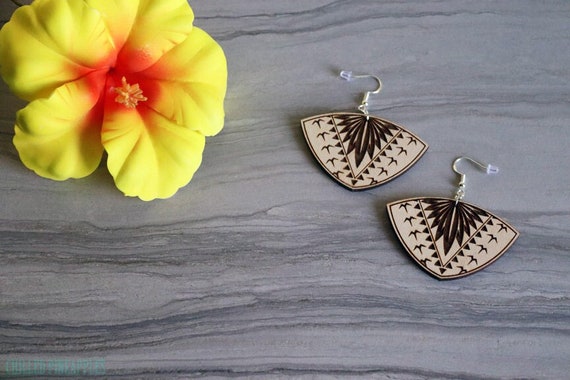Polynesian Tribal Fan Shaped Earrings Lightweight Laser Engraved Earrings Polynesian Fashion Dangle Earrings Large Wooden Earrings