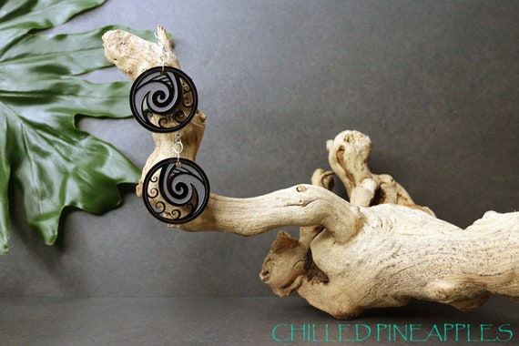 Nalu Wave Ocean Circles - Black Lightweight Laser-Etched Acrylic Earrings