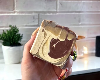 Royal Cherry Almond Swirl Goudbruin Bourgondië Crème Handgemaakte Bad Body Bar Zeep