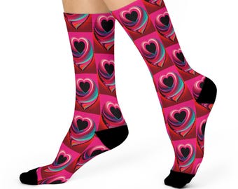 Calcetines con corazones rosas en espiral: calcetines con un estampado artístico y vibrante de amor.