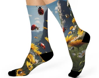 Calcetines con diseño de flores de mariquita - Diseño de jardín natural / Calcetines acogedores inspirados en la naturaleza