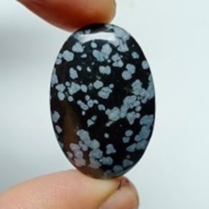 Top Quality !! Snowflake Obsidian Palm Stone, Natural Obsidian Gemstone, Oval Shape Cabochon, Wire Wrapped, Handmade, 31x20x6mm 26.00 Carat