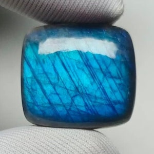 Amazing Labradorite Gemstone, Natural Blue Labradorite cabochon, Stone For Jewelry, Labradorite For Loose Jewelry, 21x19x6mm 26.60 Carat
