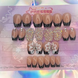 Handmade ready to ship/press on nails / set of 24/ short coffin