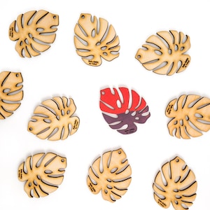 Baby BARE™ - Set of 6 - Customizable wooden leaf cut out
